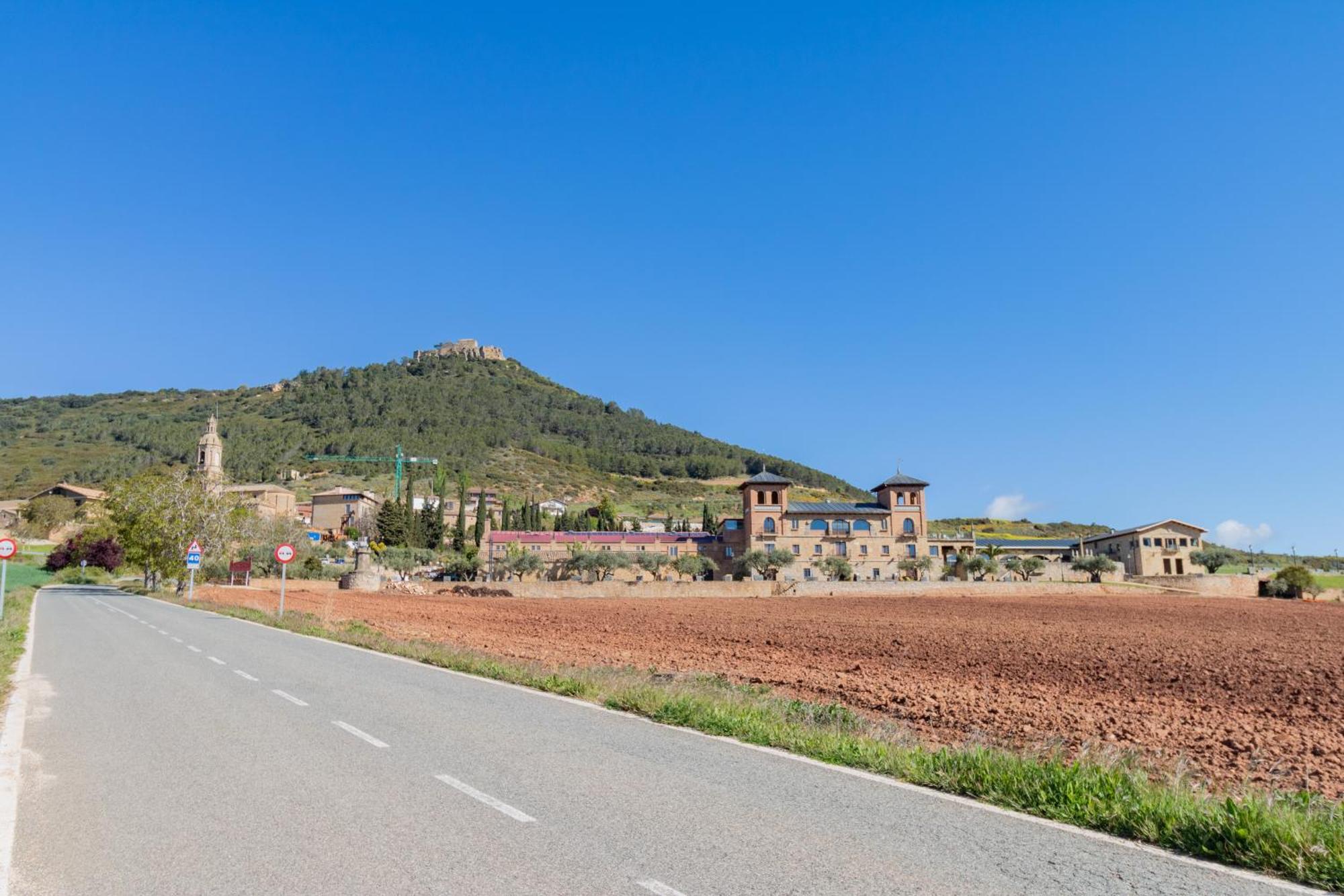 Markiola Villamayor de Monjardin Luaran gambar
